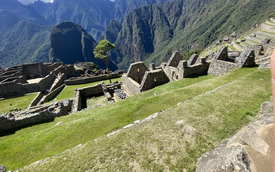 Climbing Machu Picchu: Seasons, Crowds, and the Fog Worth Waking Up For